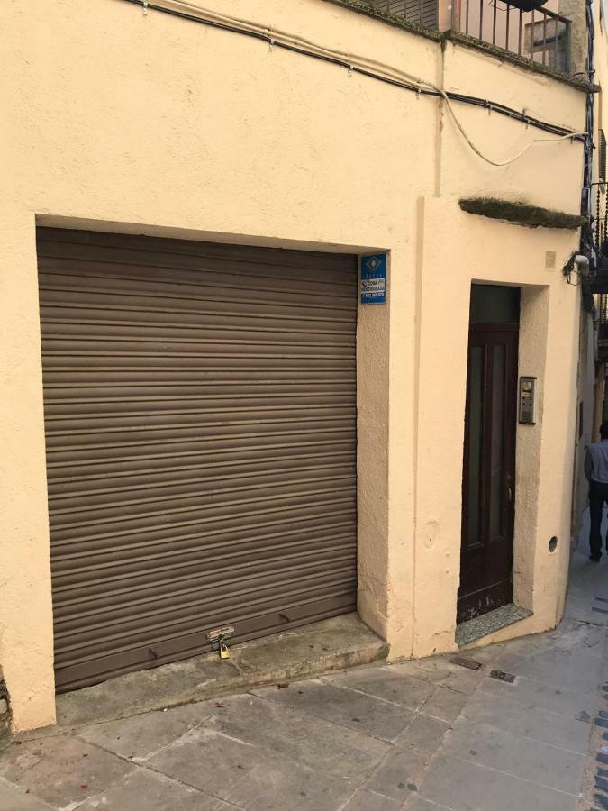 PIS Acollidor al Centre històric de Vic APTGARBI Exterior foto